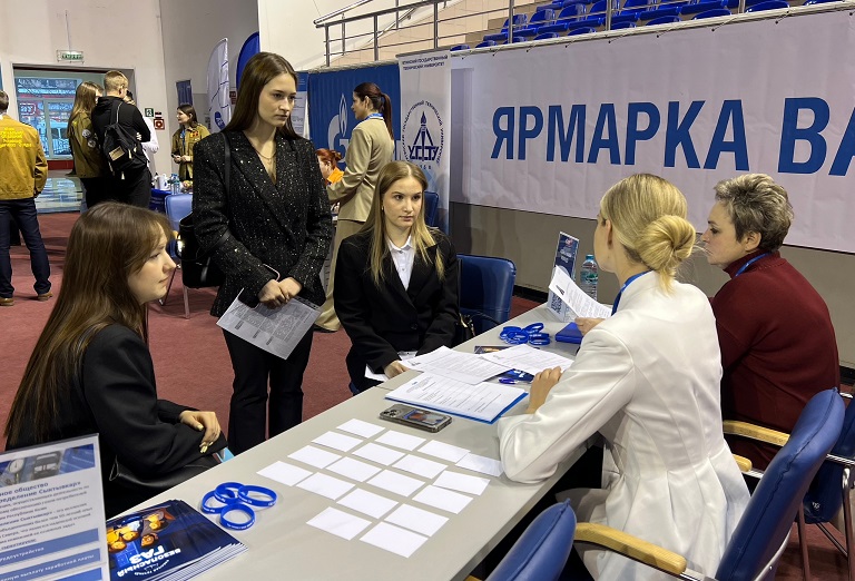 Ярмарка_2.jpg Ярмарка_2.jpg